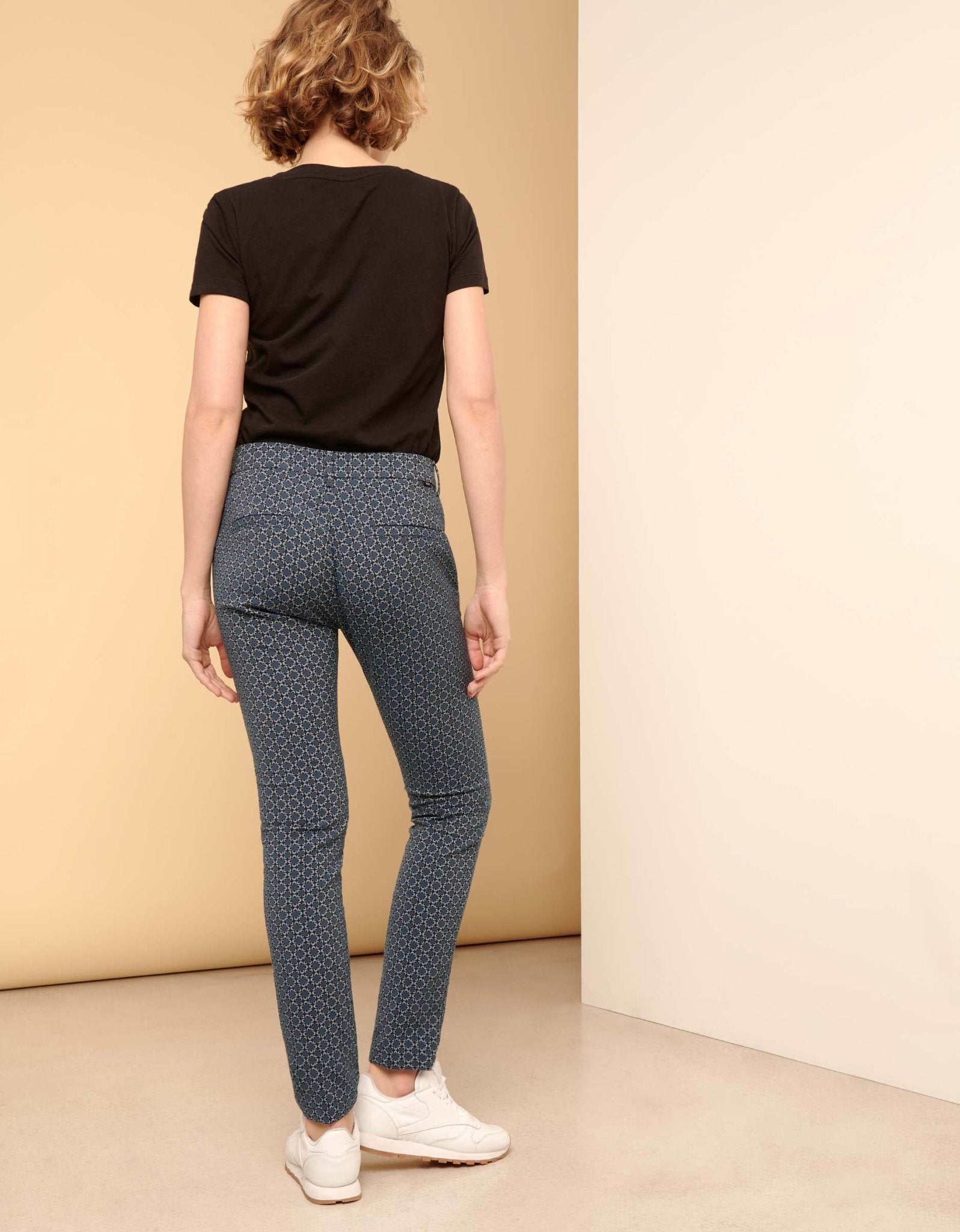 Cigarette Lizzy Fancy Navy Flow Trousers