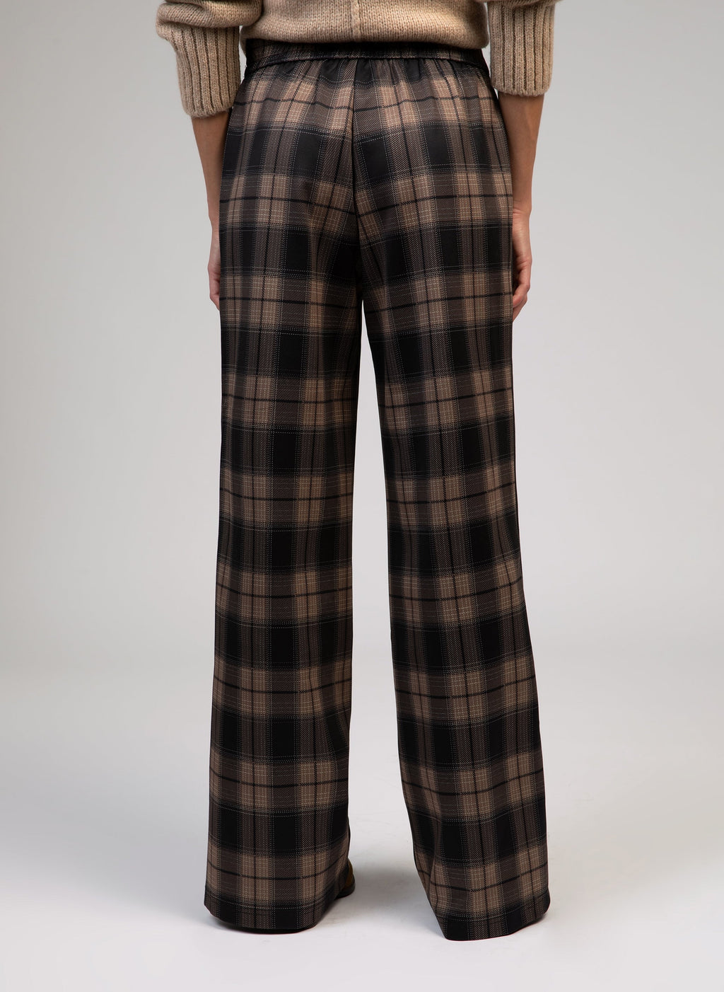 An'ge – Pantalon Patrila Marron, brown and black checked wide-leg trousers, back view