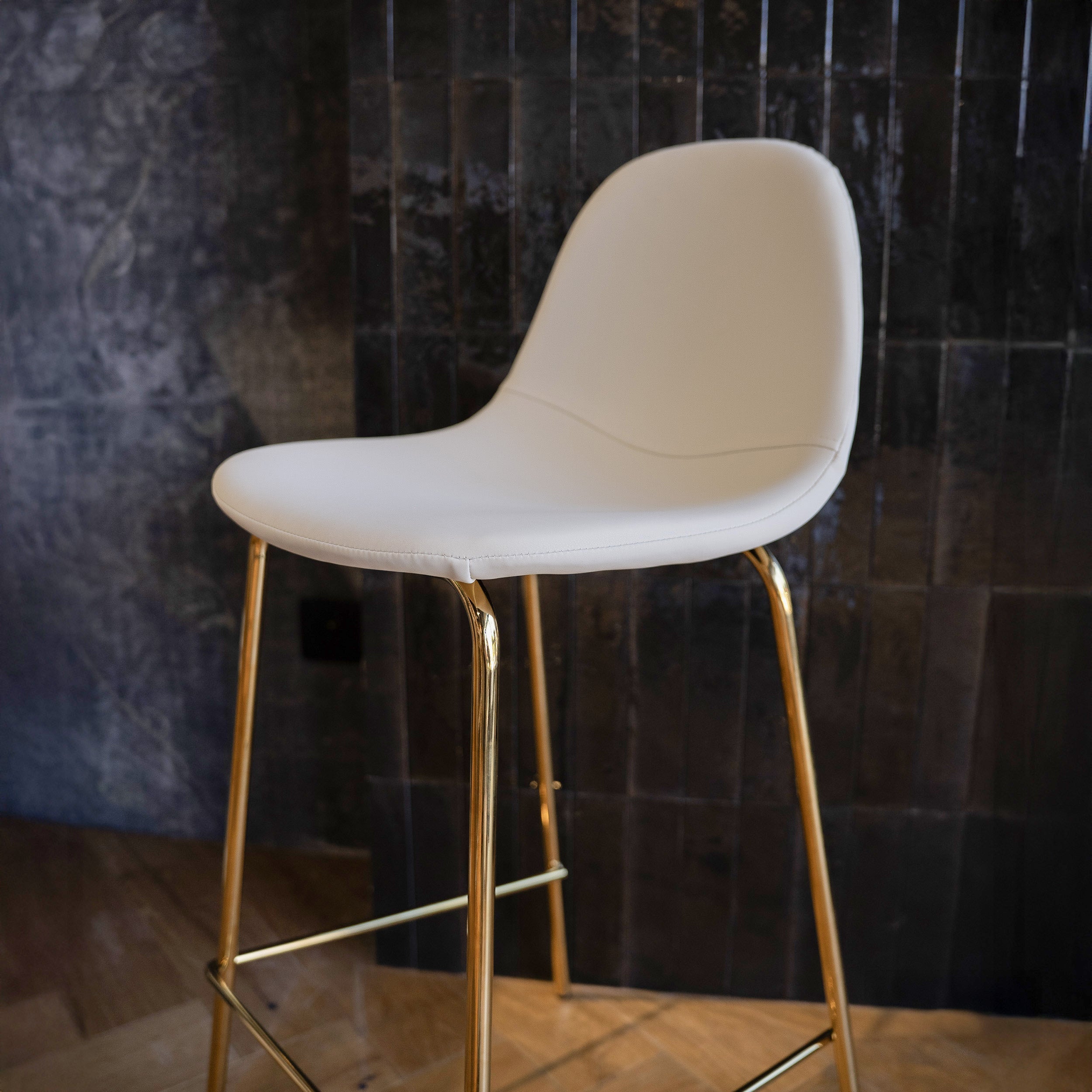 Henrik - Lot De 2 Chaises Pour Îlot Central En Cuir Synthétique Blanc