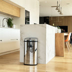 Largo Automatic Stainless Steel Trash Can - 42L - Silver