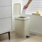 Aura - 10L Pedal Bin - Plastic - White
