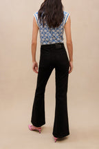 High-Waisted Jeans - Black