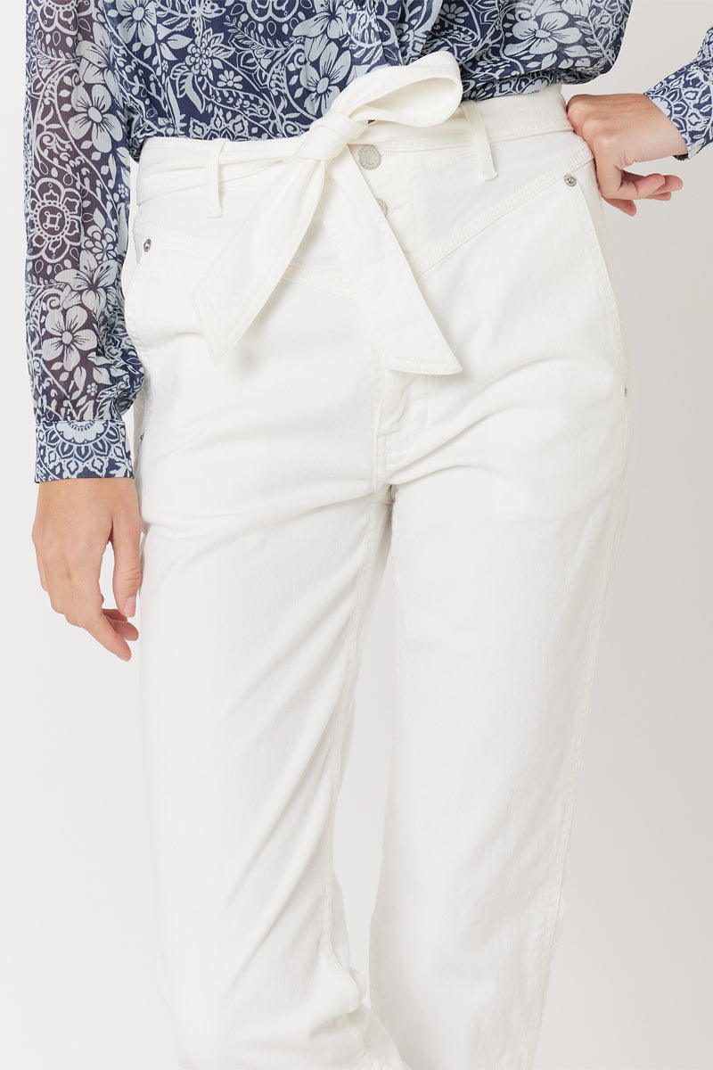 High Waist Belted Slim Jeans - Off White