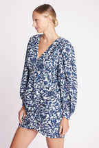 Robe Courte Plis Sur Epaules - Dye