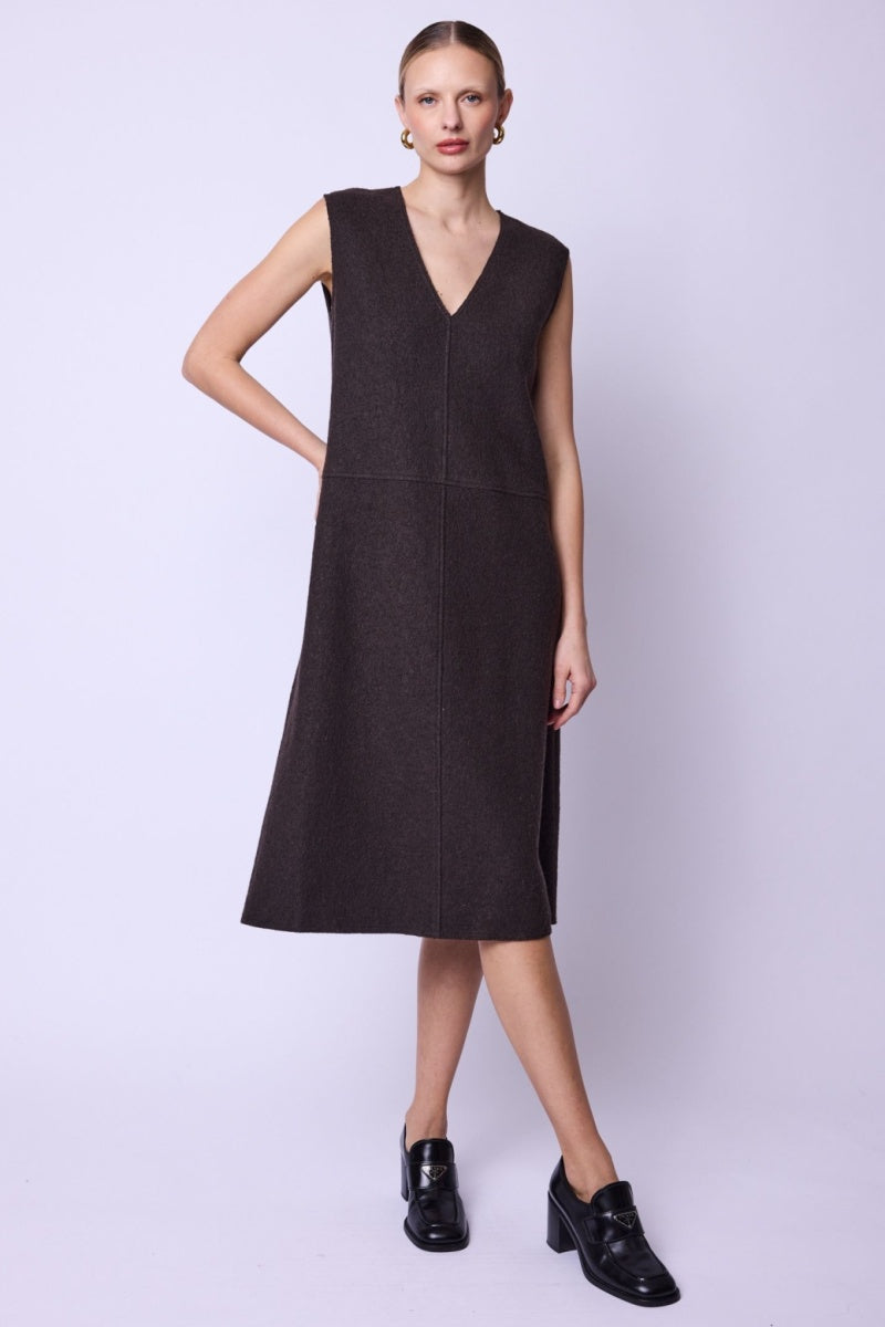 Berenice - Sleeveless Long Dress V-Neck - Brown
