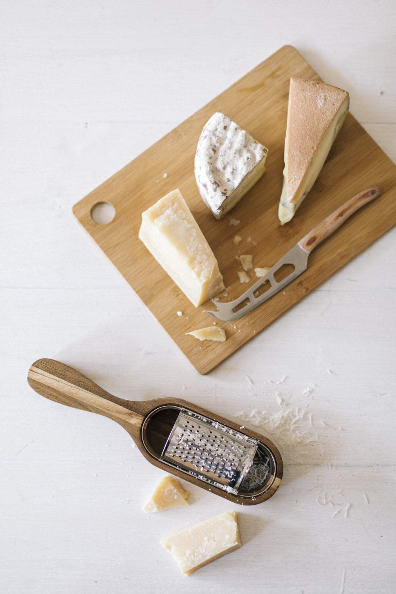 Râpe À Fromage En Acacia - Marron