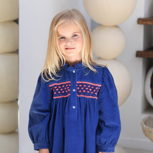 Robe fille en velours à smocks Bleu Klein