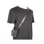 Fendi - Borsa a spalla Baguette convertibile in marsupio in tela - Nero