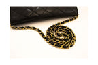 Chanel - Axelremsväska Vintage Round Flap Small Läder - Svart