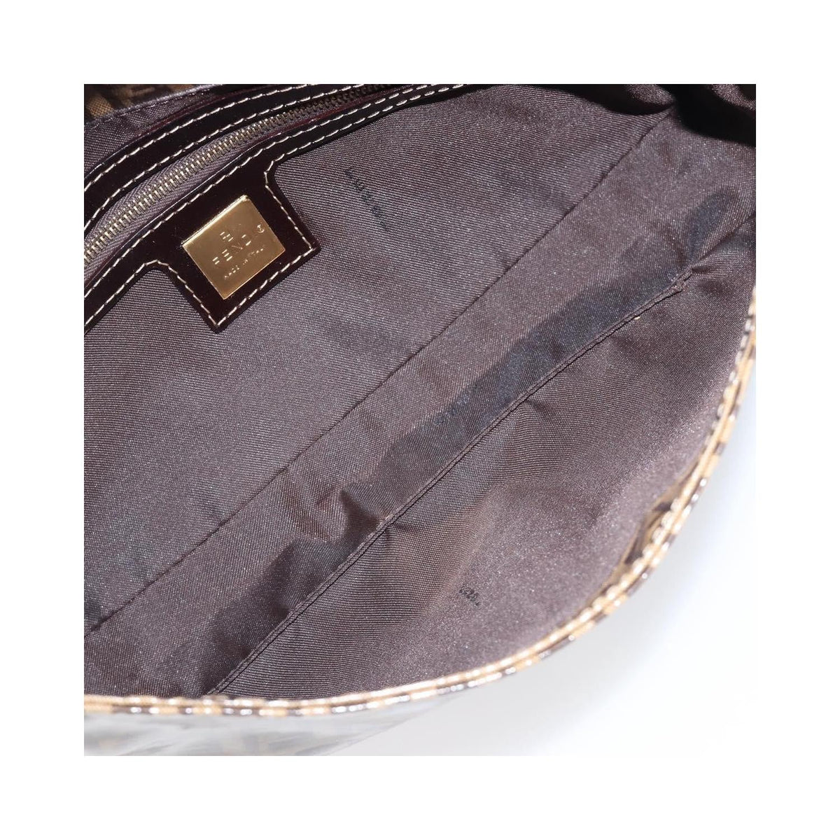 Fendi - Axelväska Mamma Baguette Medium Canvas - Beige