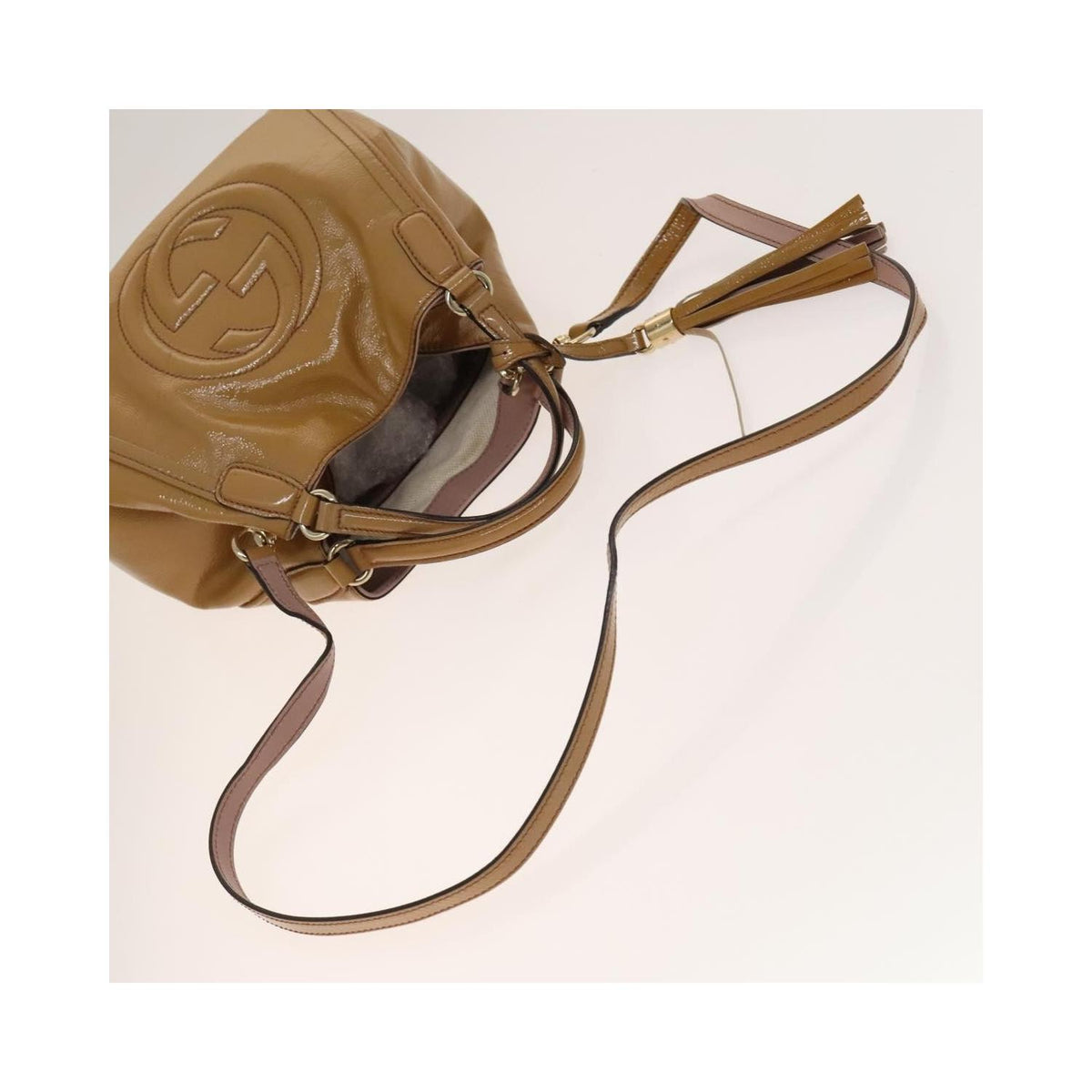 Gucci - Axelremsväska Soho Convertible Shoulder Bag Small Lackläder - Beige