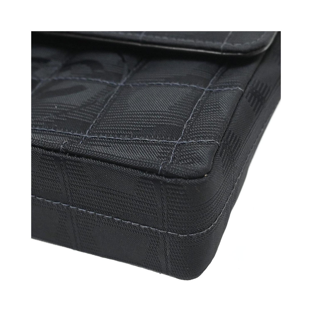 Chanel - Axelremsväska Travel Line Flap East West Nylon - Svart