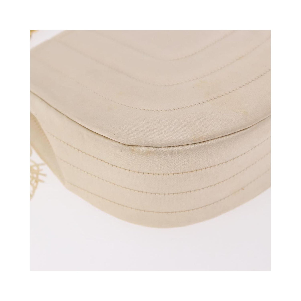 Chanel - Axelväska Vintage Round Flap Satin - Beige