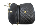 Chanel - Axelremsväska Vintage Round Flap Small Läder - Svart