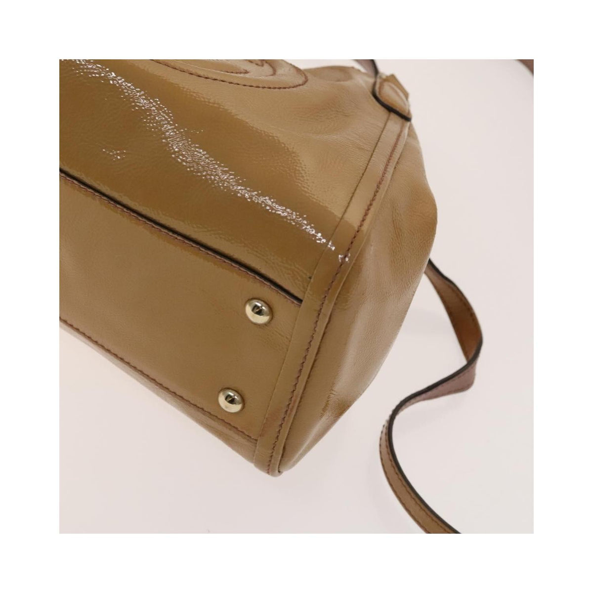 Gucci - Axelremsväska Soho Convertible Shoulder Bag Small Lackläder - Beige