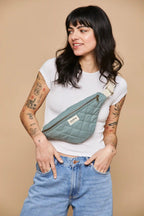 Sac banane matelassé Olivia Sauge Hindbag2