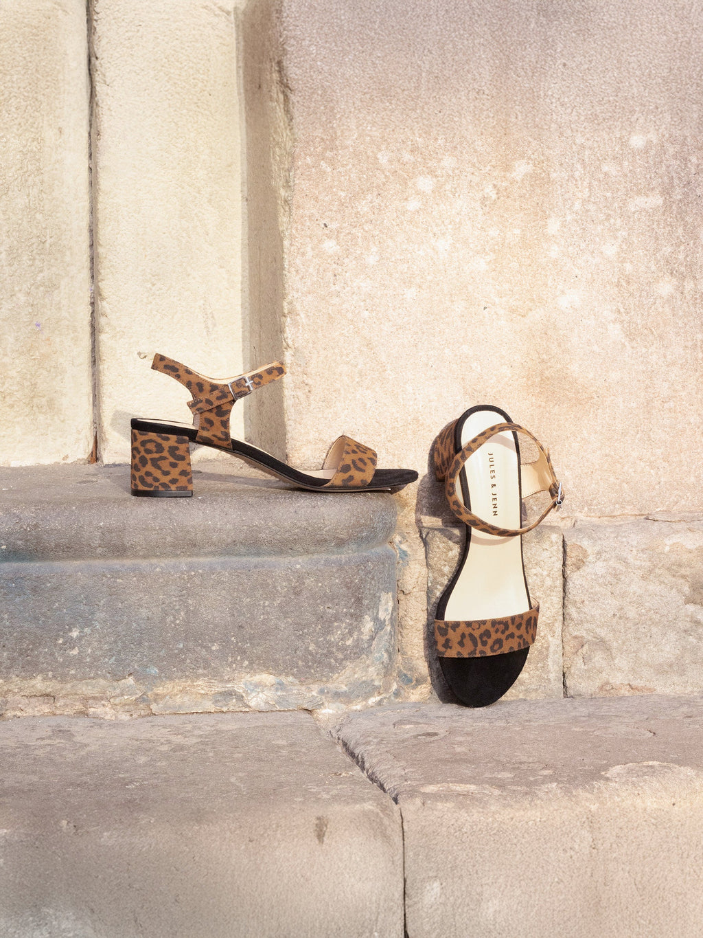 Sandales Moyen Talon Cuir Léopard - Femme