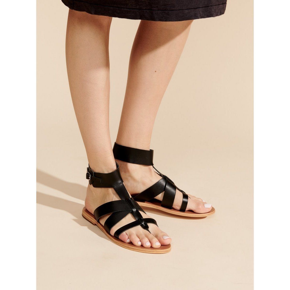 White Sun - Sandales Entre-Doigts Aydin - Noir - Femme