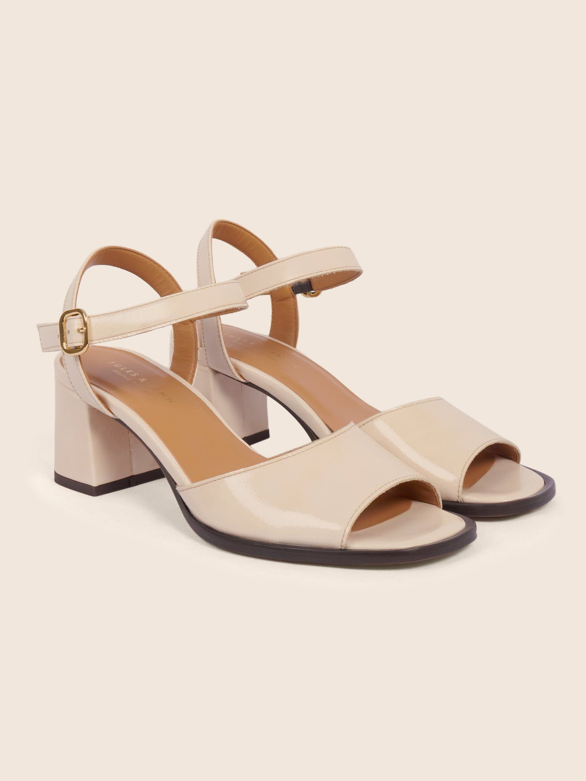 Sandales Talon Bloc Cuir Vernis Crème - Femme
