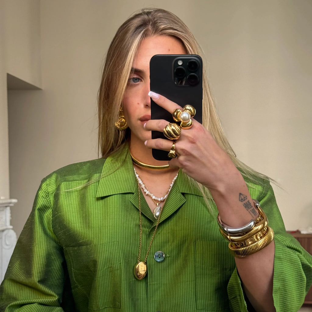 Anillo Mira