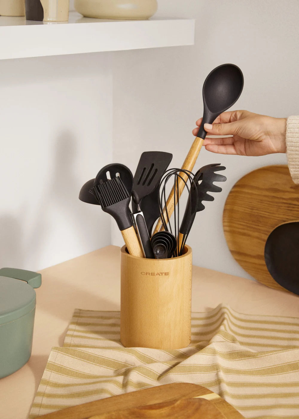Kitchenware Studio - Ustensiles De Cuisine En Silicone & Bois - Noir