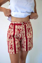 Pantalón Corto Gala Flores Rojo