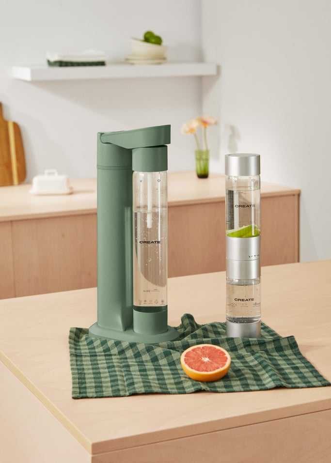 Soda Maker Studio - Máquina De Agua Con Gas + Botella 1 L + Doble Botella (500 ml + 350 ml) - Verde Salvia