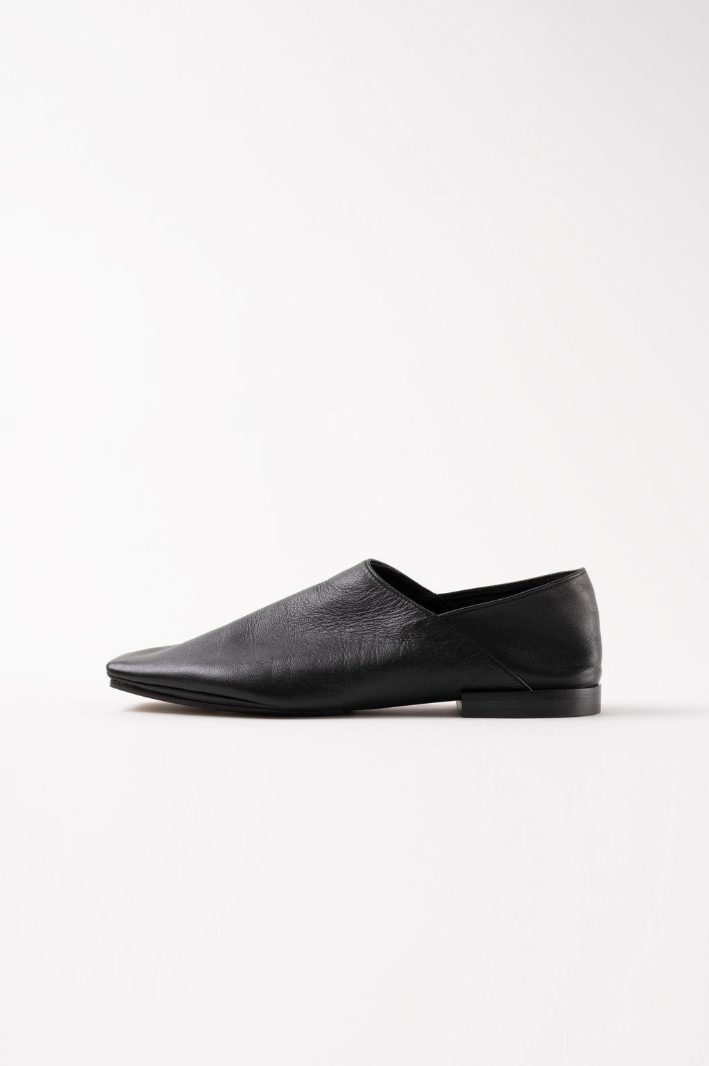Altamira Slippers - Black