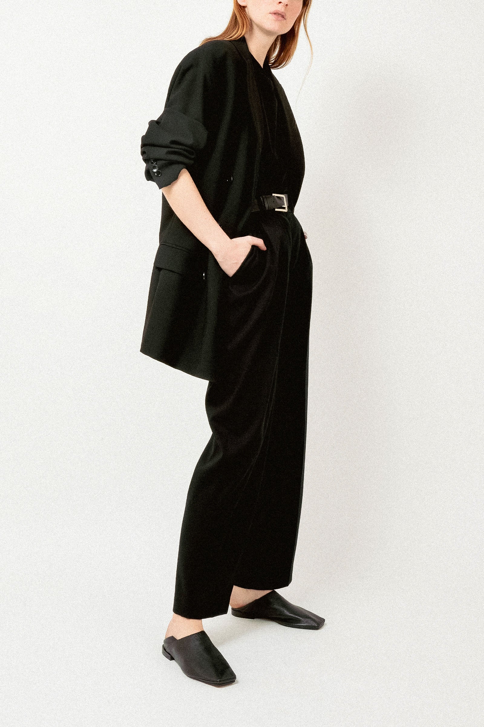 Altamira Slippers - Black