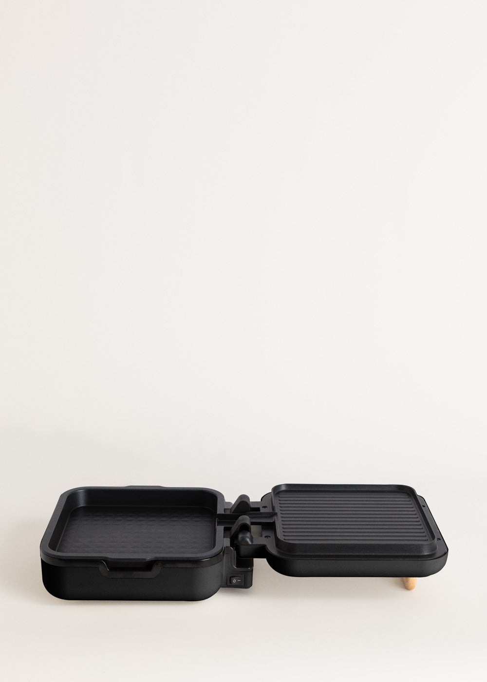Stone Studio Pro - Grill Multifonction Avec Ouverture À 180º - Noir