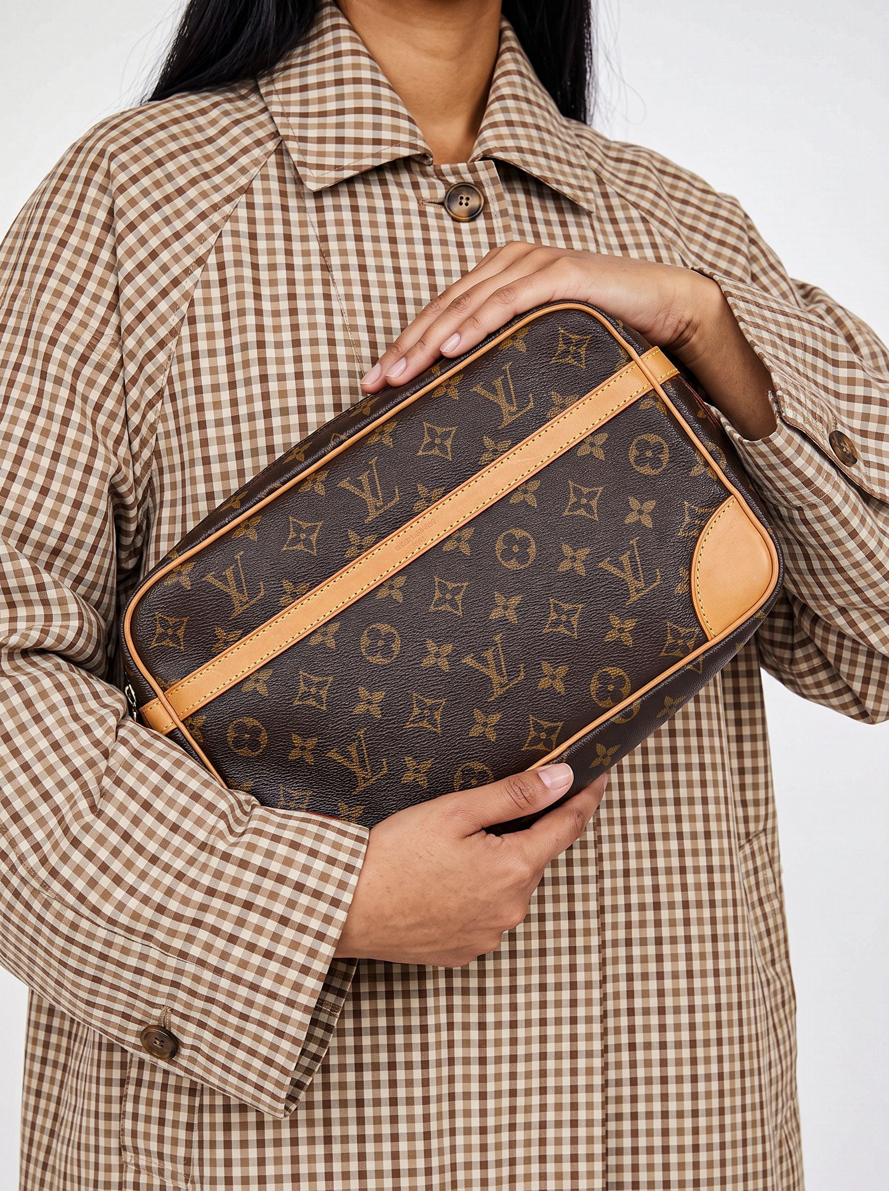 Louis Vuitton Compiègne 28 Pouch