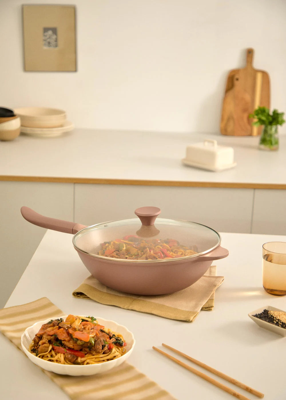 Studio Wok - Cast Aluminium Wok with Ceramic Coating - Sage