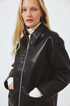 Chaqueta de PU con detalle de cremallera - Negro