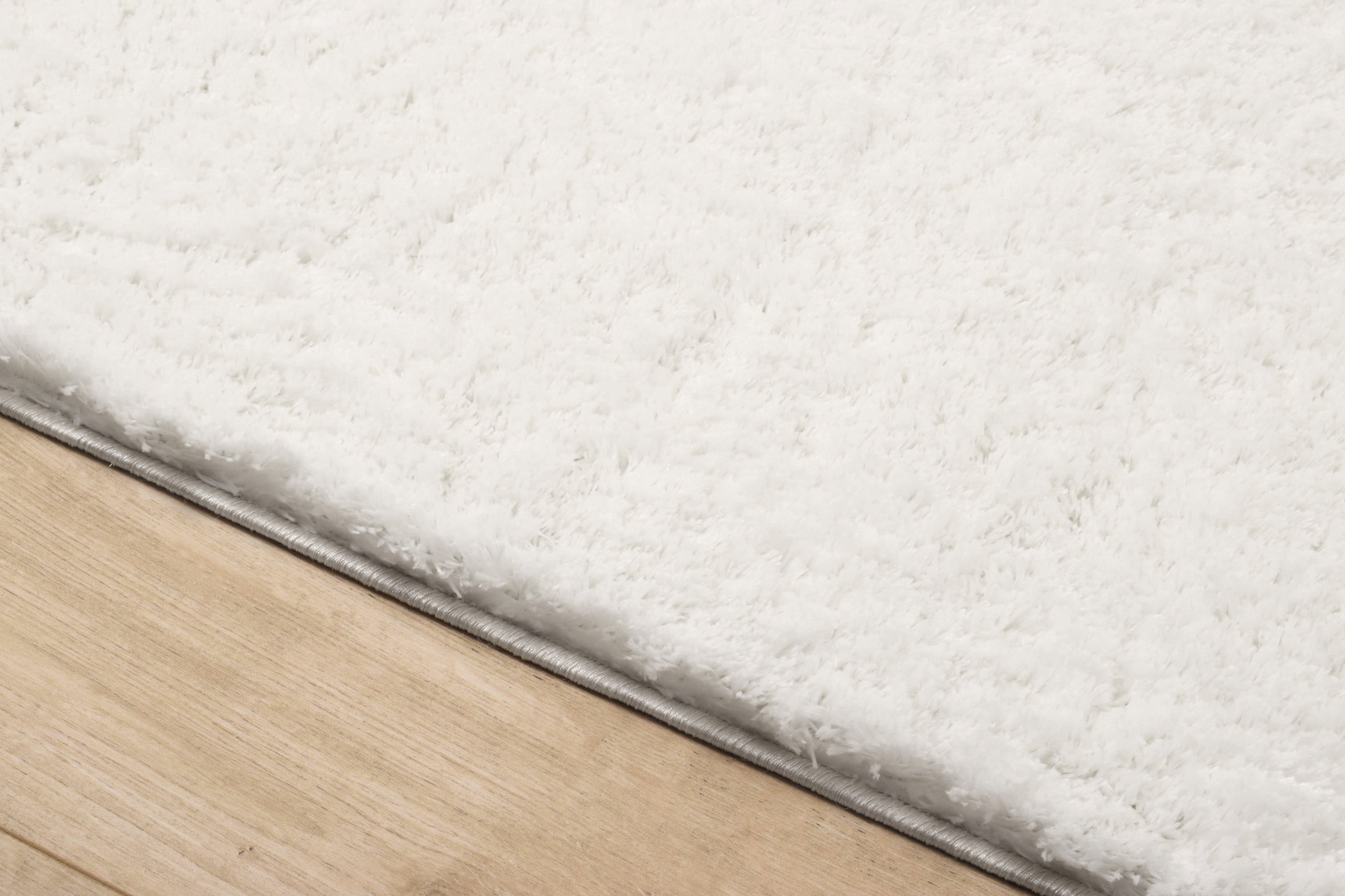 Cozy - Indoor Rug - Polyester - White