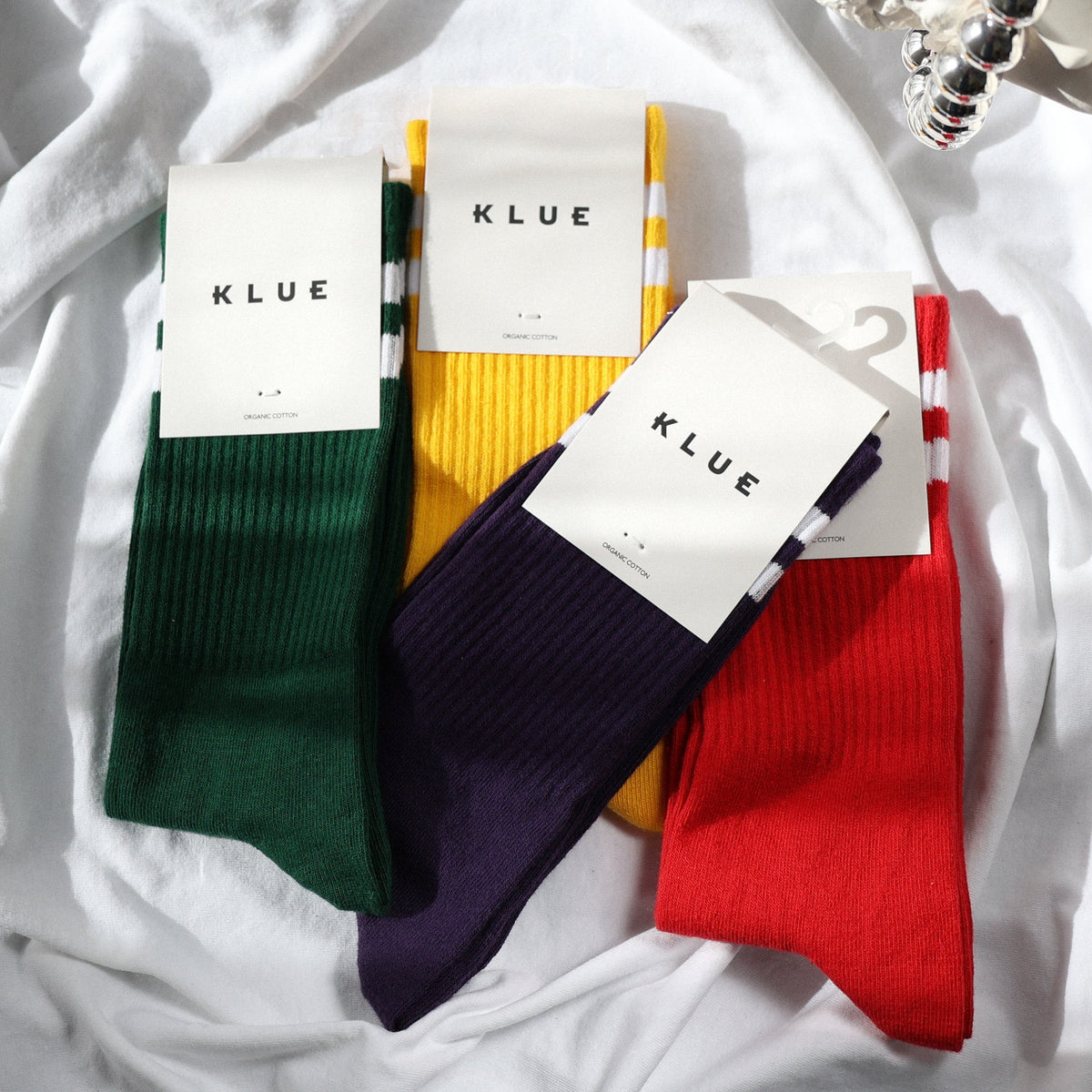 Confezione regalo Klue con 4 paia di calzini da tennis alla caviglia in cotone biologico | STRAVAGANTE - klueconcept