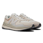 Zapatilla M5740 - Gris - Hombre - New Balance - The Bradery