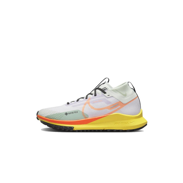 Baskets React Pegasus Trail - Blanc