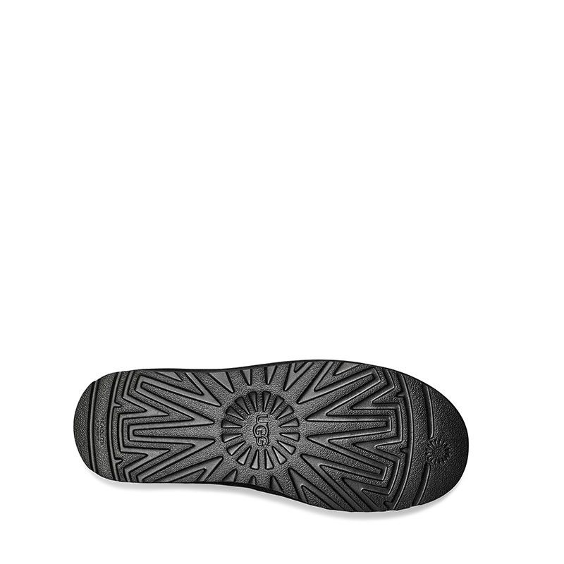 Neumel Moc Boots - Black - Men - UGG - The Bradery