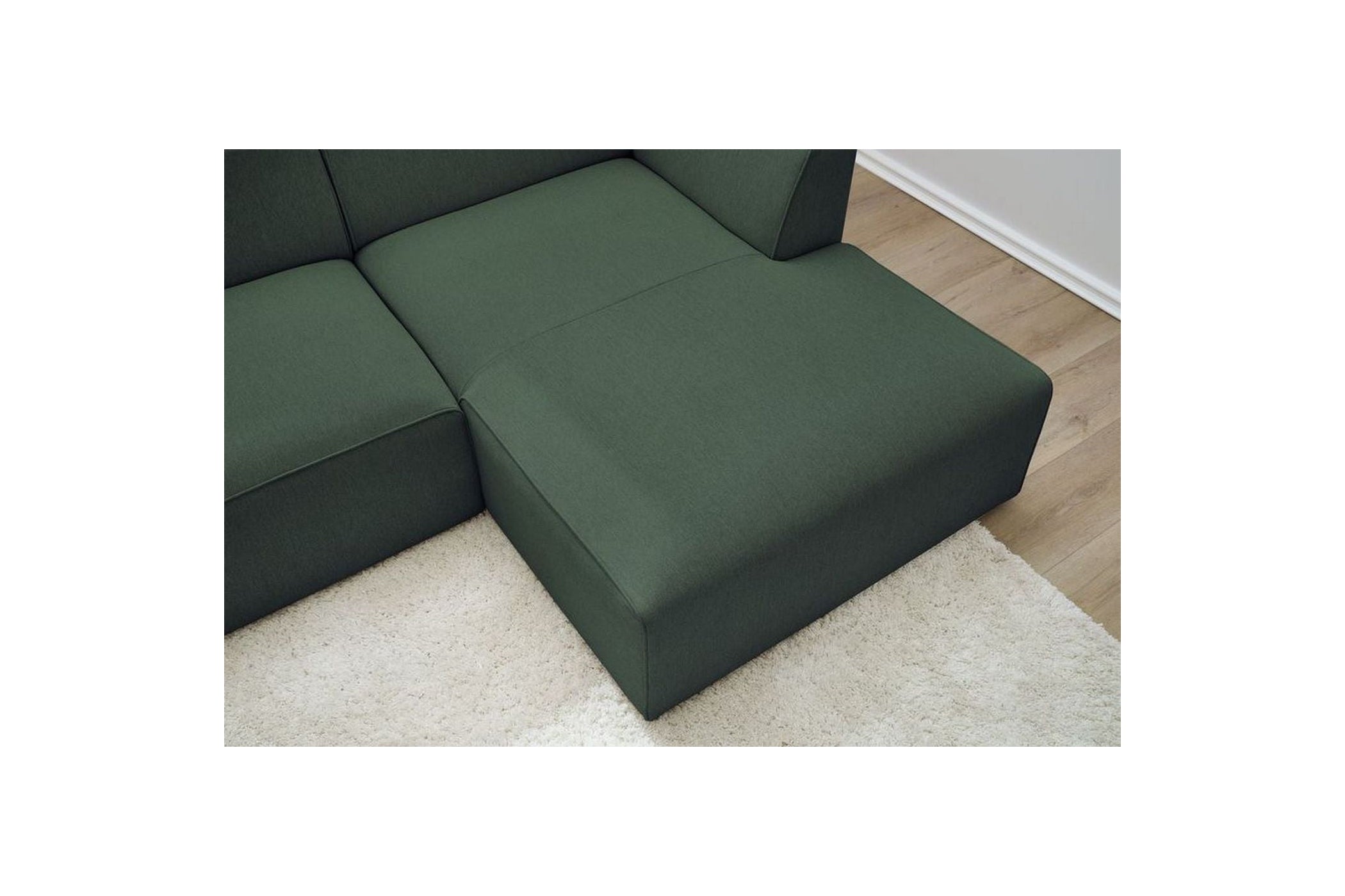 Canapé d'angle fixe MEGEVE tissu lisse - Angle droit - BOBOCHIC - The Bradery