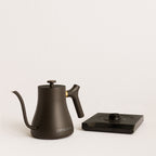 Hattori Swan Studio - Hervidor 0,5L - Negro