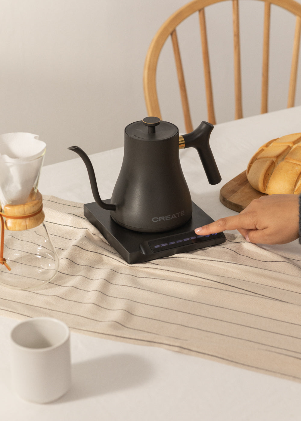 Hattori Swan Studio - Hervidor 0,5L - Negro
