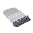 Plaid Chevron Pompon Chevron Stockholm - Gris Moyen - Febronie - The Bradery