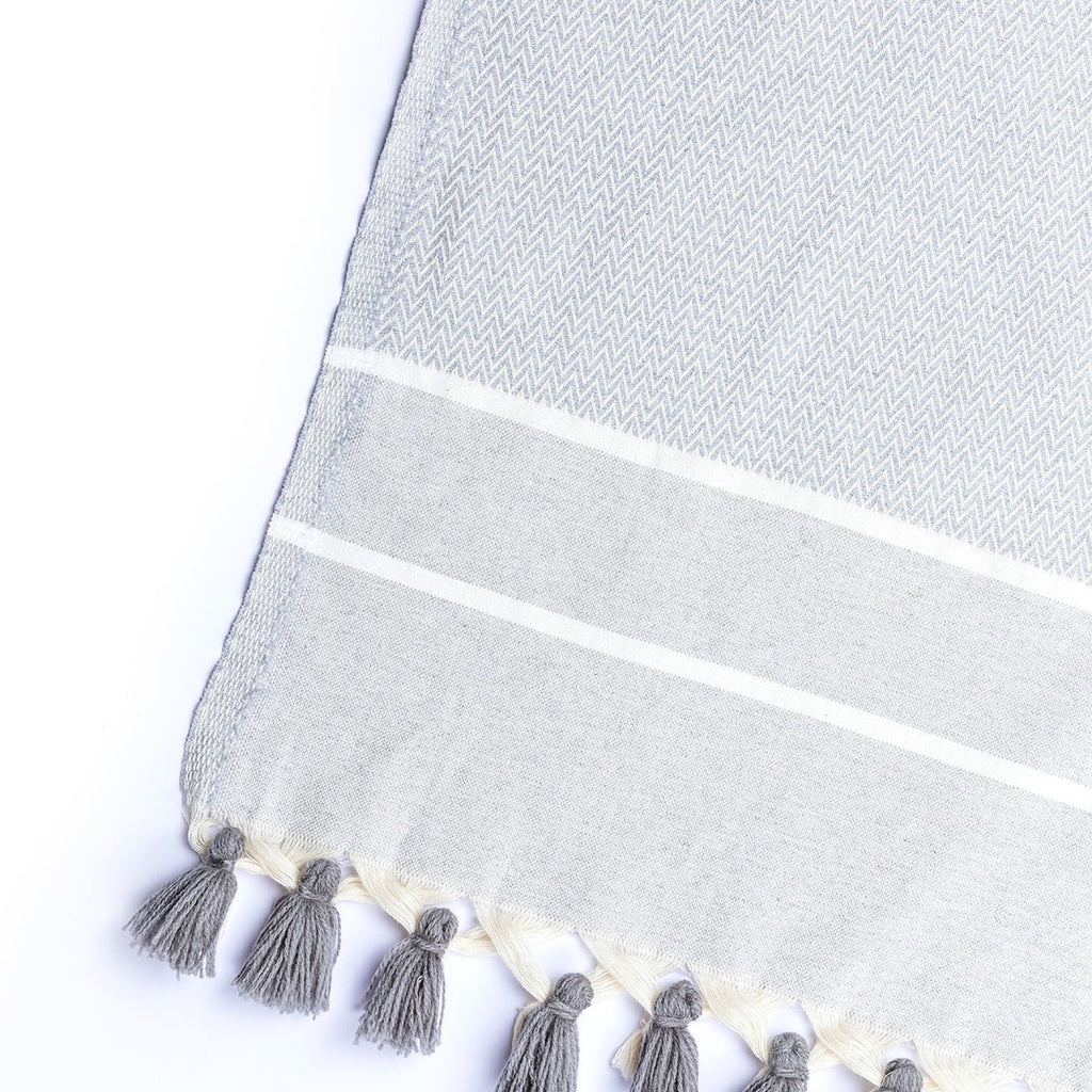 Plaid Chevron Pompon Chevron Stockholm - Gris Perle - Febronie - The Bradery