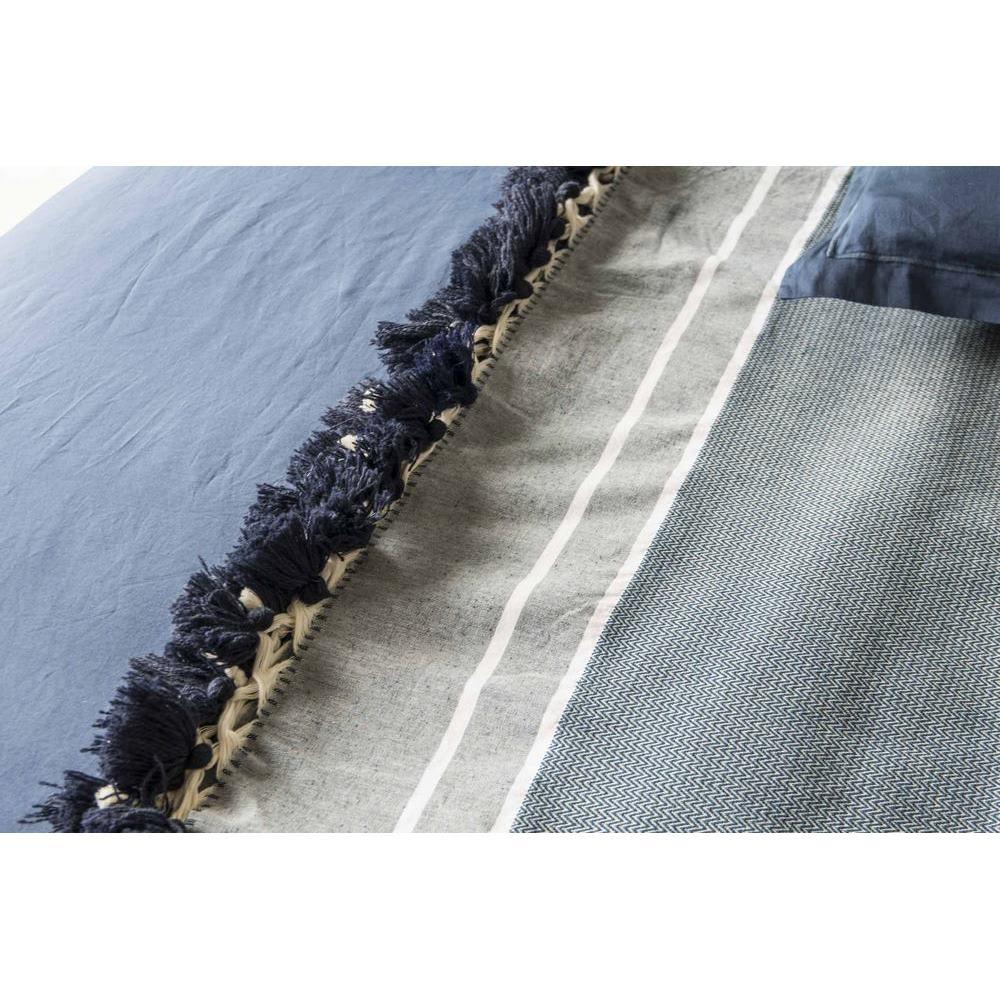 Plaid Chevron Pompón Chevron Stockholm - Petróleo - Febronie - The Bradery
