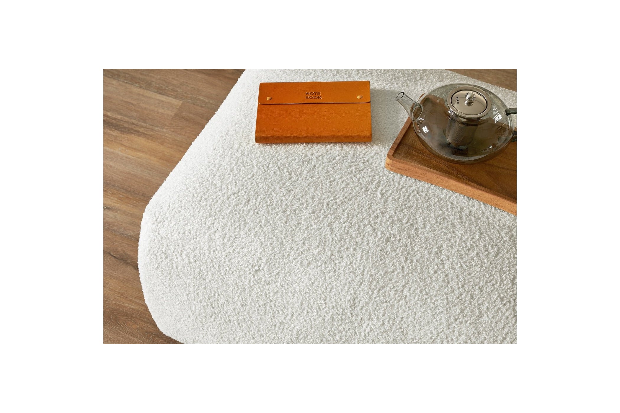 Pouf ENVY tissu bouclette doux - BOBOCHIC - The Bradery