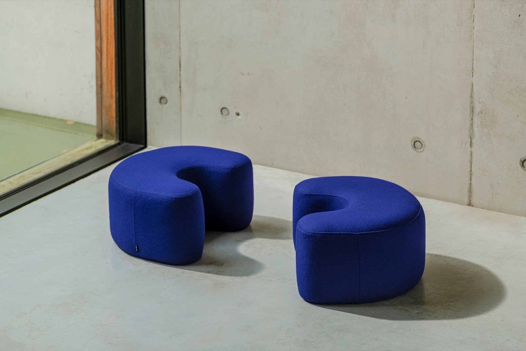 Pouf Ü - Wool - Blueberries - Noo.ma Design - The Bradery