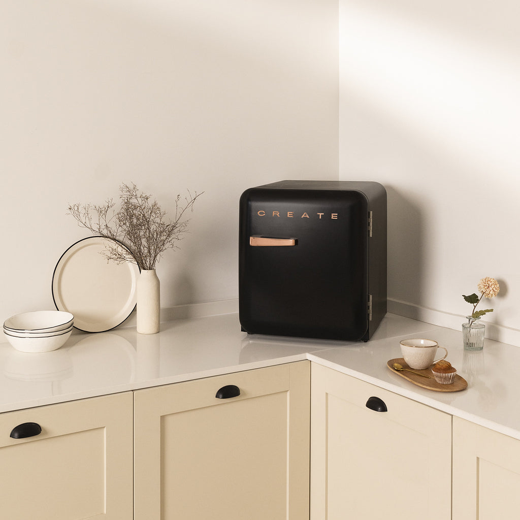 Retro Fridge 48L - Frigorífico Retro - Negro Tiradores Plata