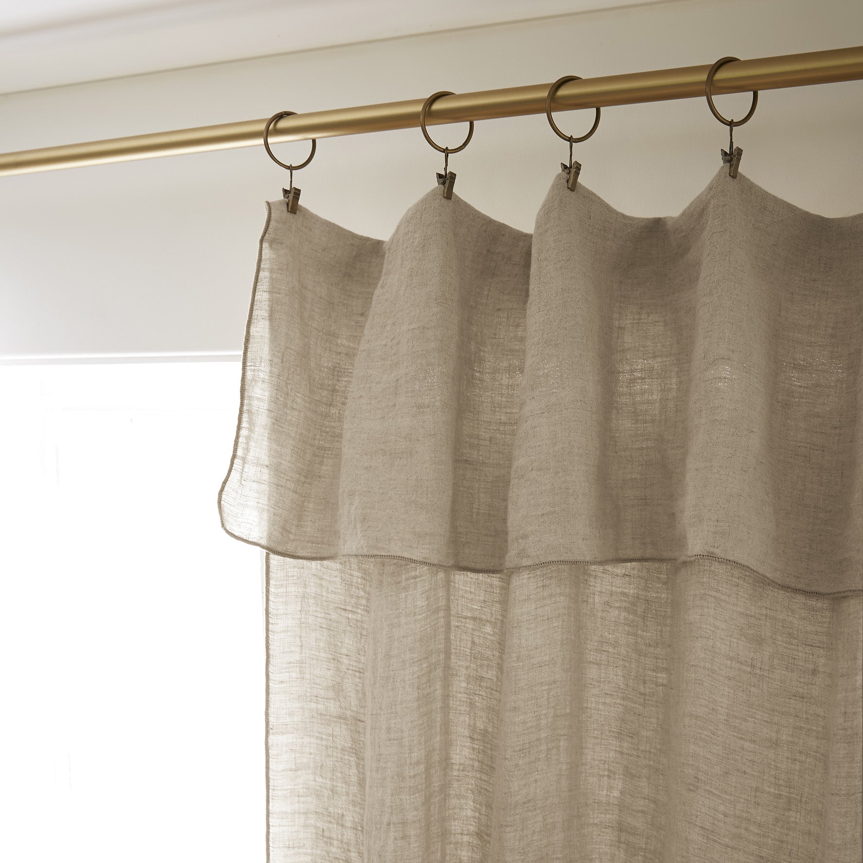Adjustable curtain + ring washed linen SOLINE Sable - L'Effet Papillon - The Bradery