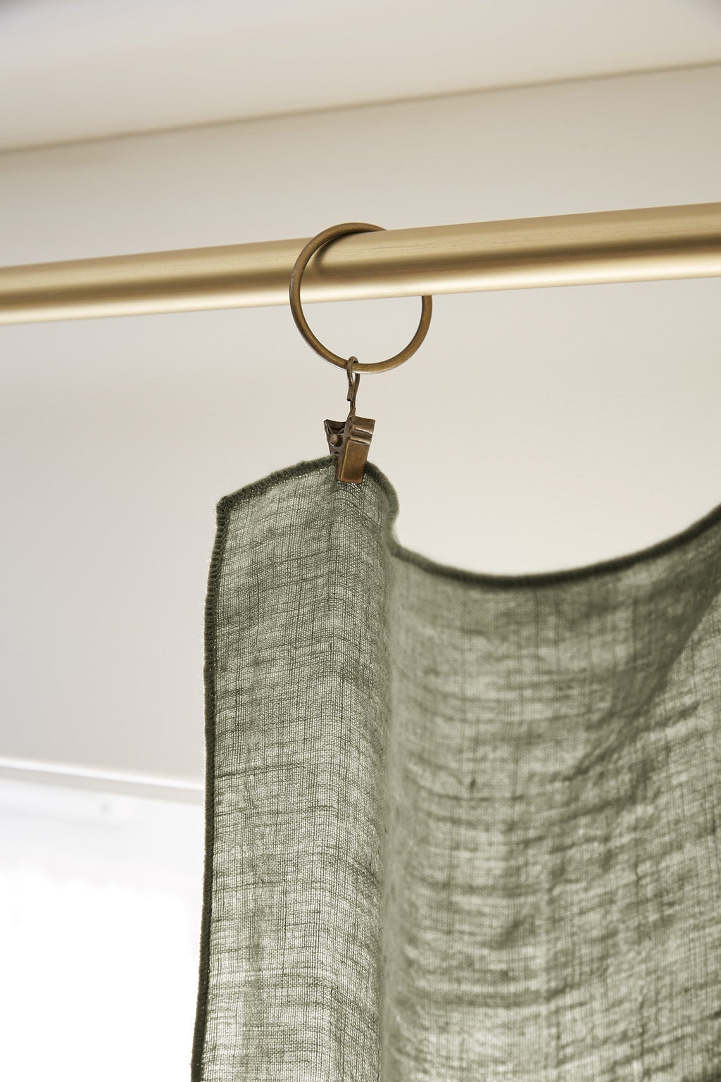 Adjustable curtain + ring washed linen SOLINE Thyme - L'Effet Papillon - The Bradery