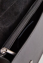 Bolso de Mano Milo - Negro - Christian Laurier - The Bradery